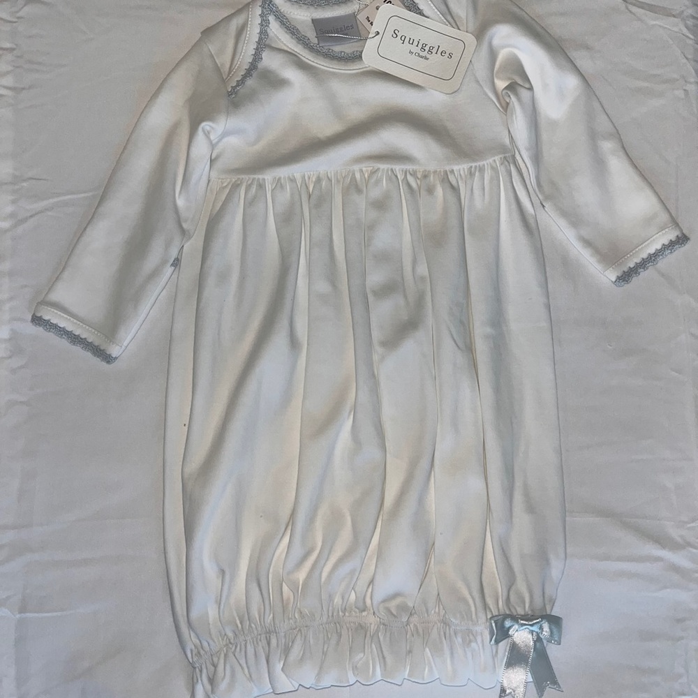 Squiggles Pima NB Gown NWT